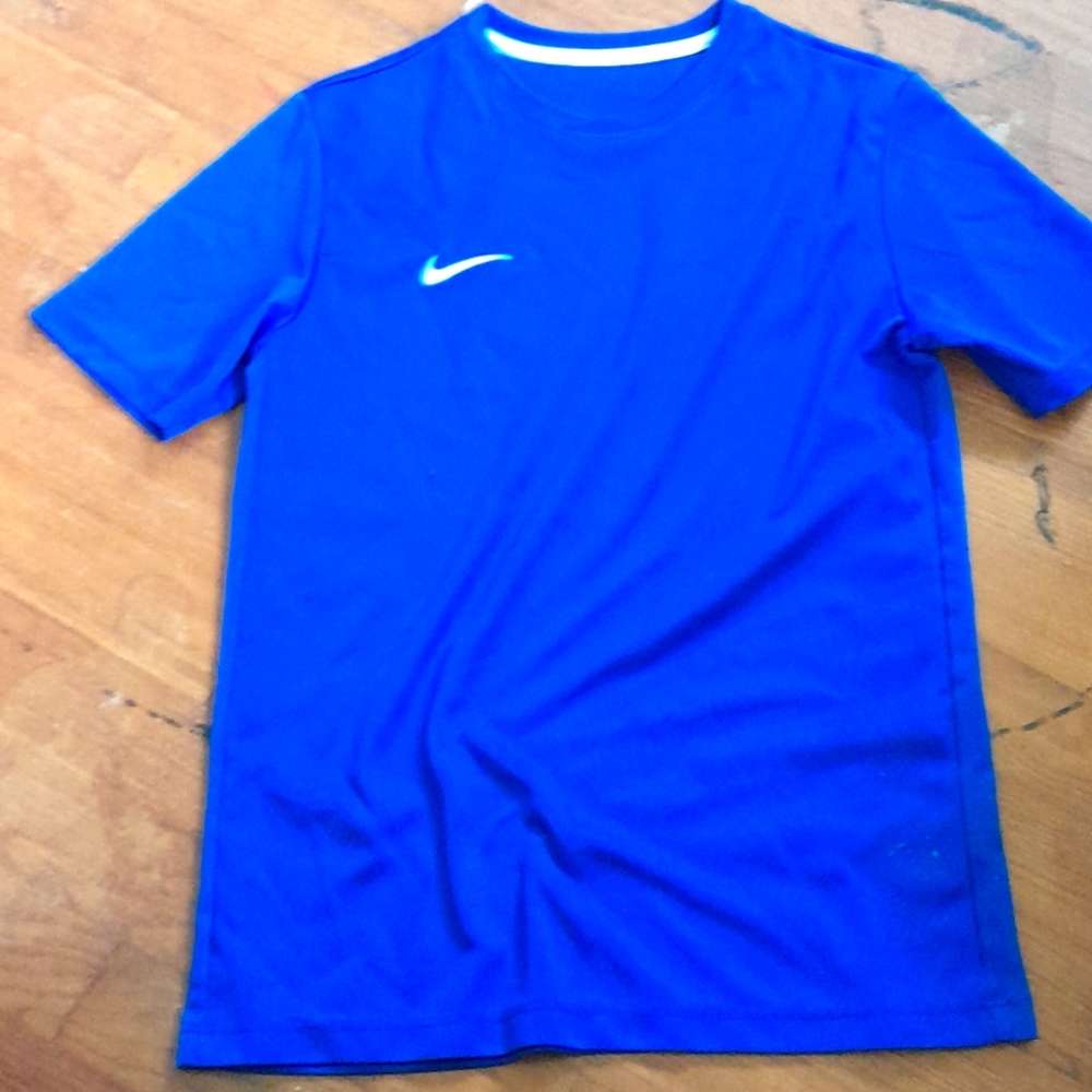 Nike Trainer shirt